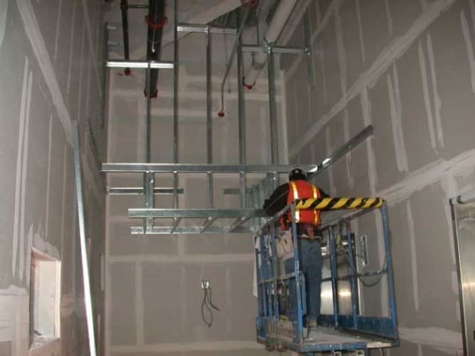 Đâu là địa chỉ bảo trì thang máy giá rẻ chất lượng tại TPHCM